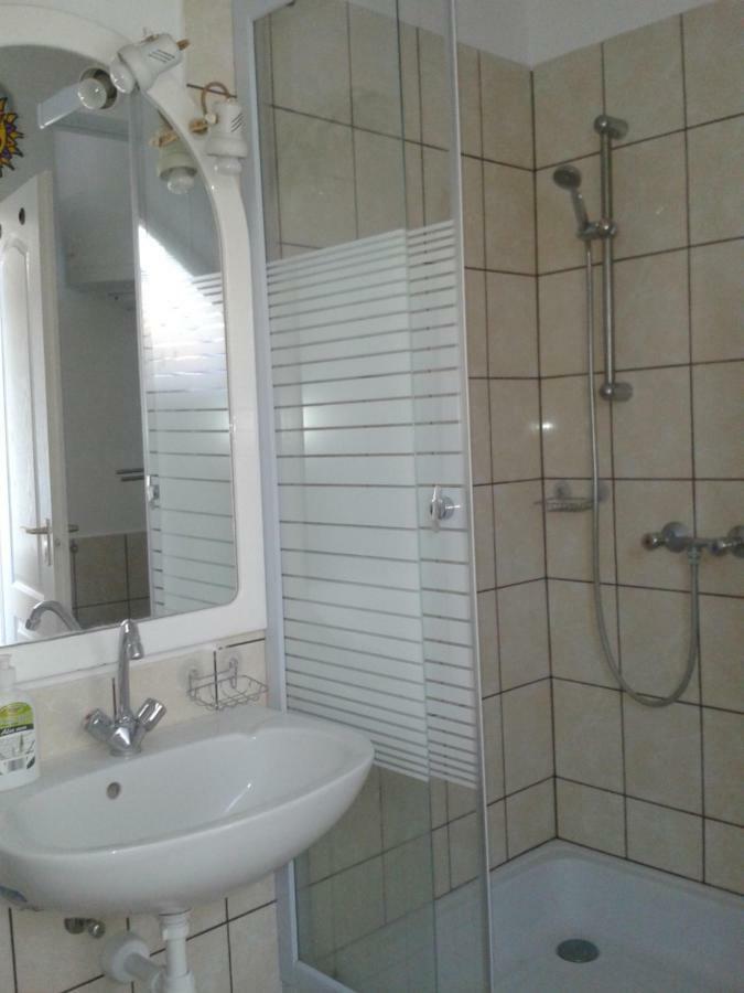 Appartement Sarkadi Apartman à Hajdúszoboszló Extérieur photo