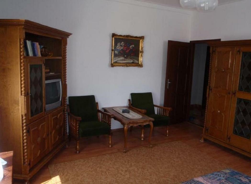 Appartement Sarkadi Apartman à Hajdúszoboszló Extérieur photo